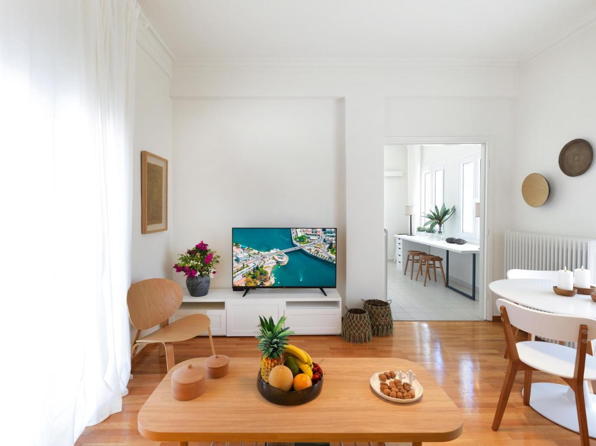 Modern Penthouse Overlooking Halkis Халкис Екстериор снимка