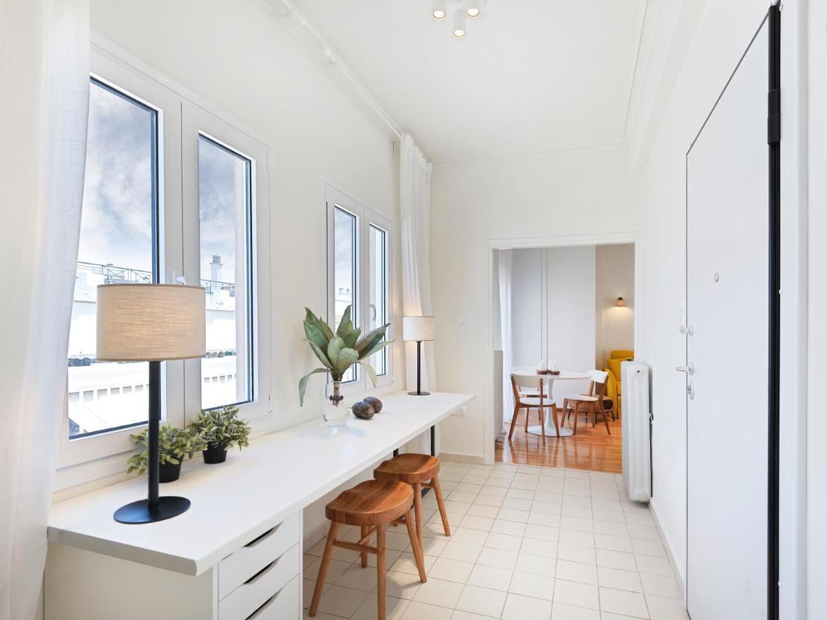 Modern Penthouse Overlooking Halkis Халкис Екстериор снимка